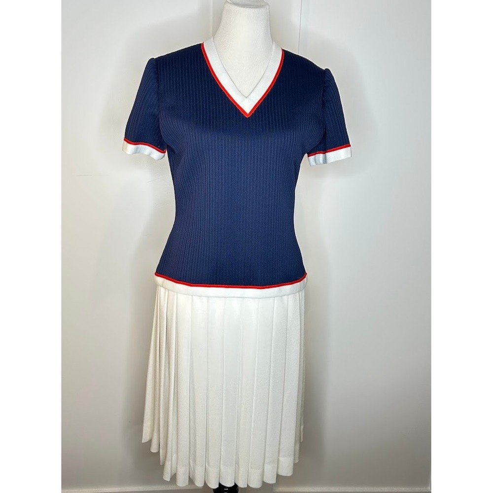 Vintage 1970s Leslie Fay Navy Blue White Pleated Knit Dress Red Trim V-Neck